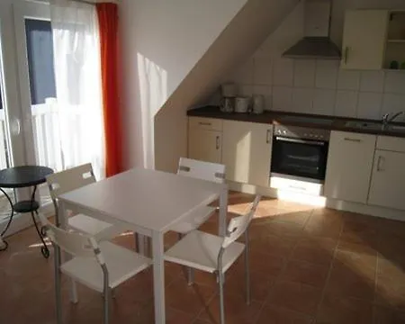 Appartmenthaeuser Sommerwind Apartamento Binz